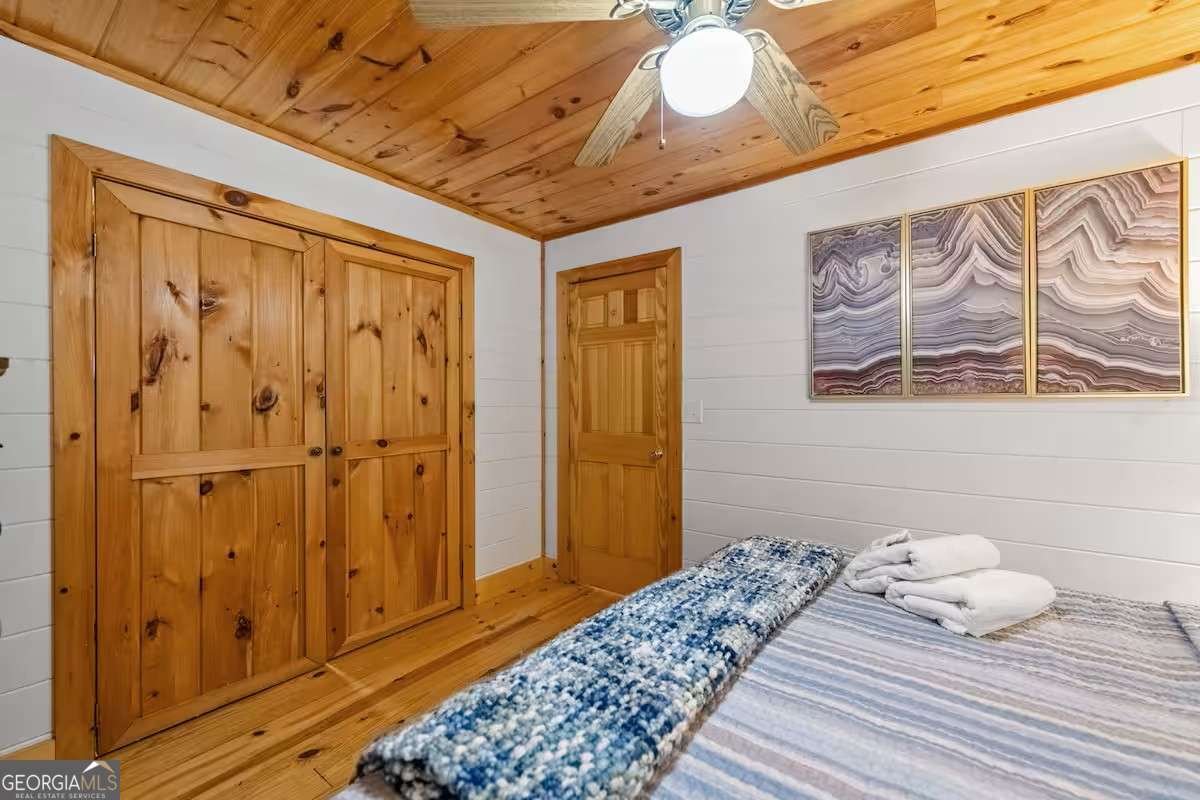 200 Underlook Road Blue Ridge - 27