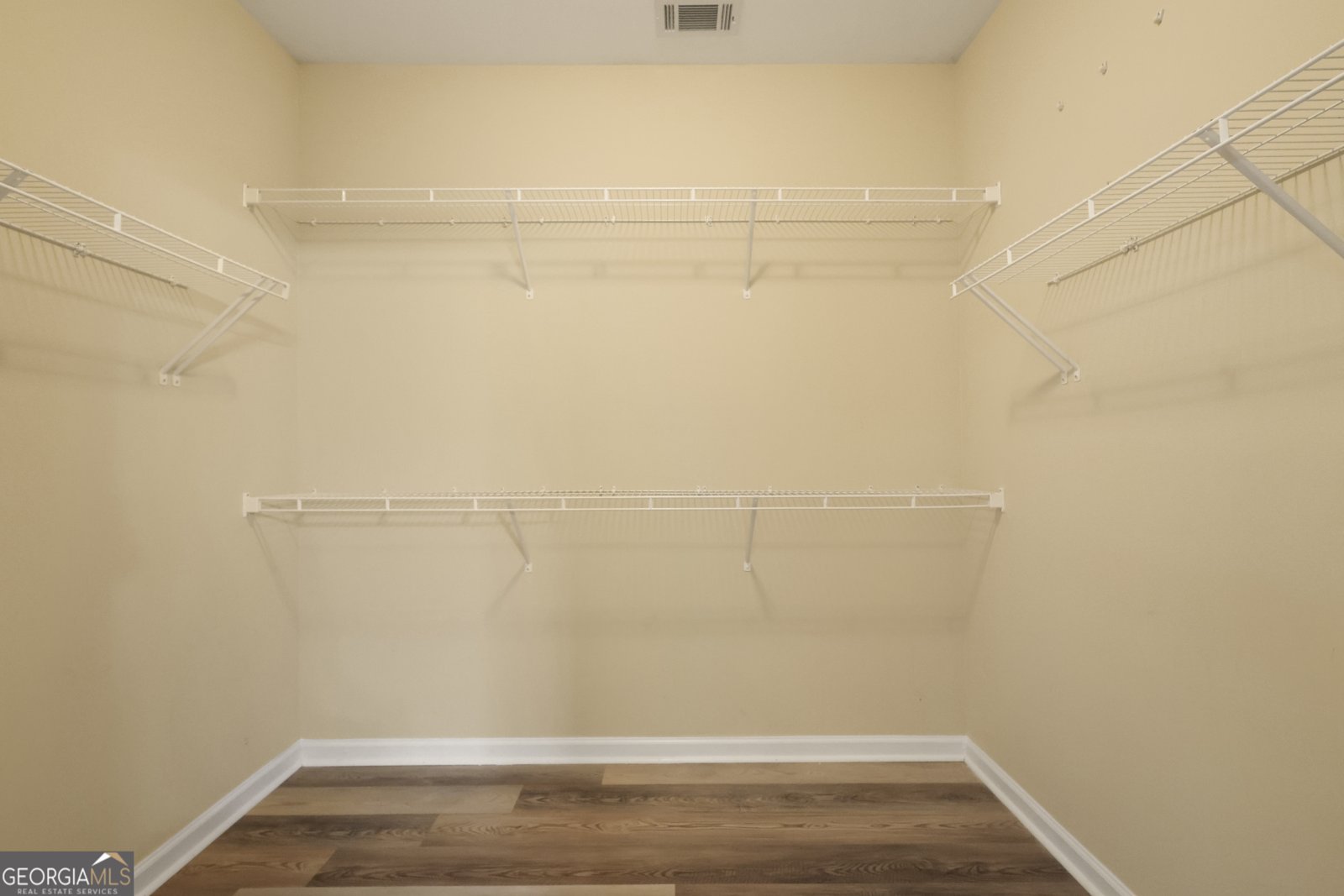 1316 Hill View Circle Hinesville - 29