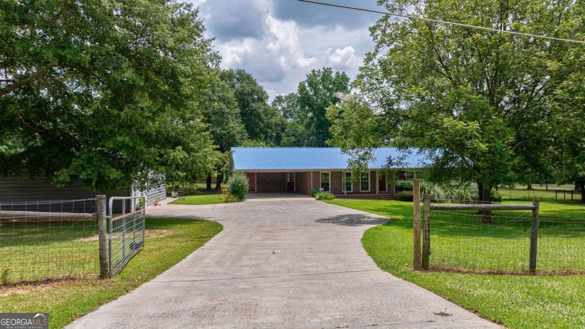 1131 Treadwell Bridge Road Statham - 4