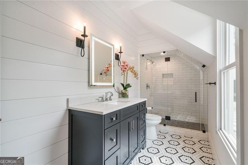 104 Trinity Hollow Drive Canton - 43