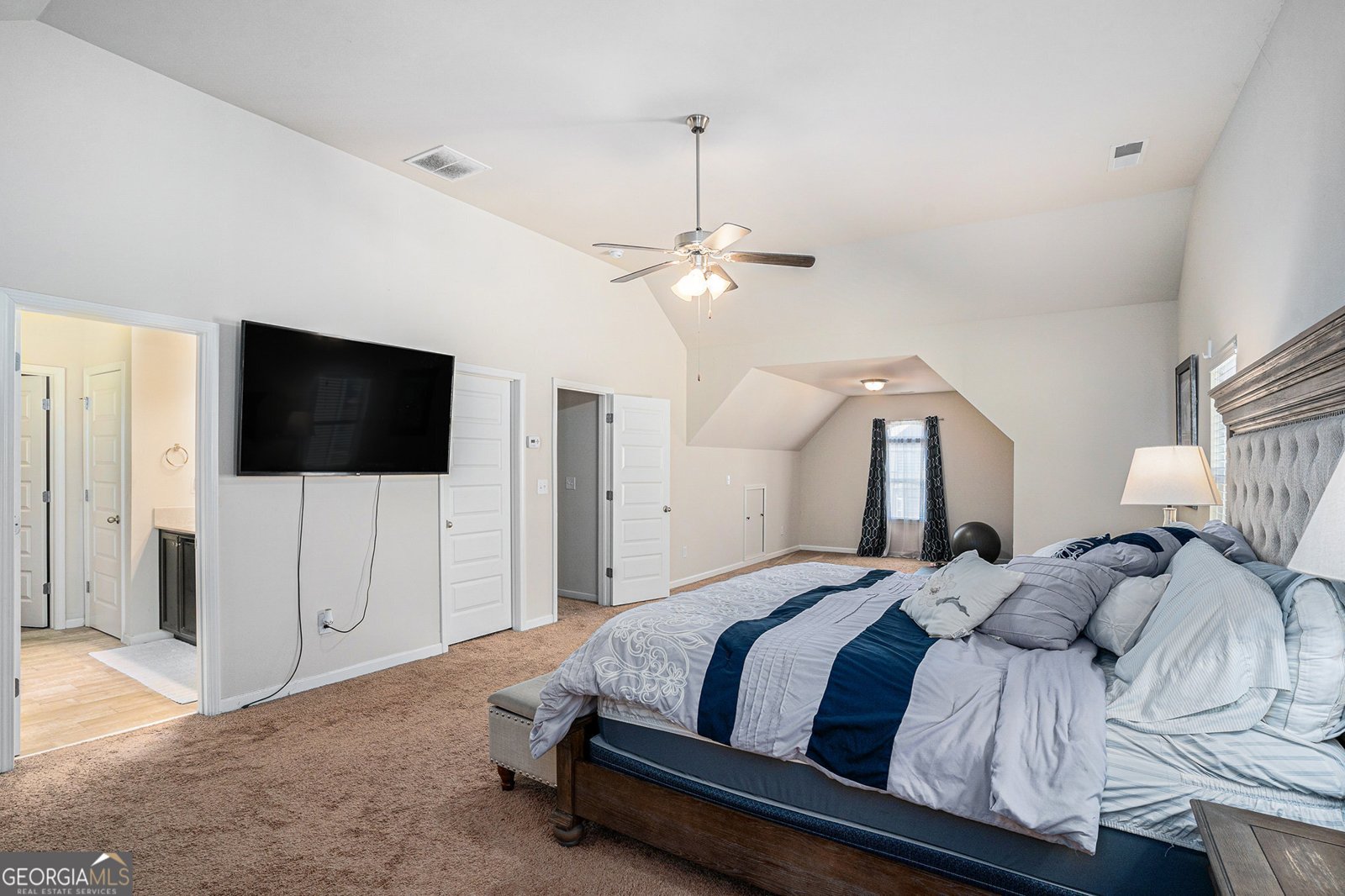 6918 Diamond Drive Rex - 23