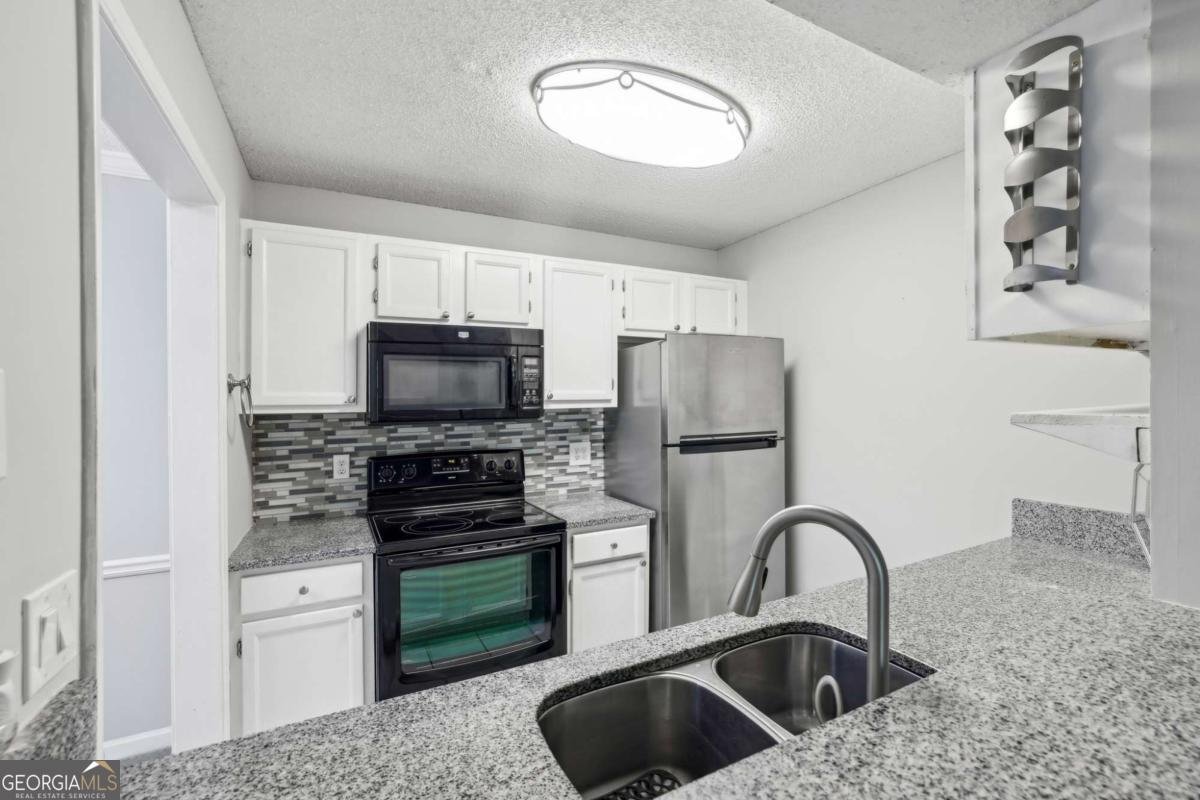 511 Barrington Hills Drive Atlanta - 16