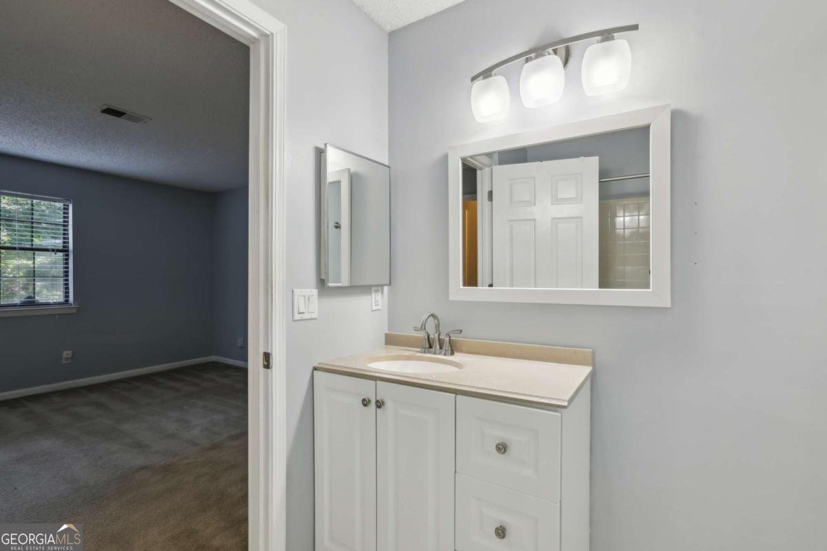 511 Barrington Hills Drive Atlanta - 23