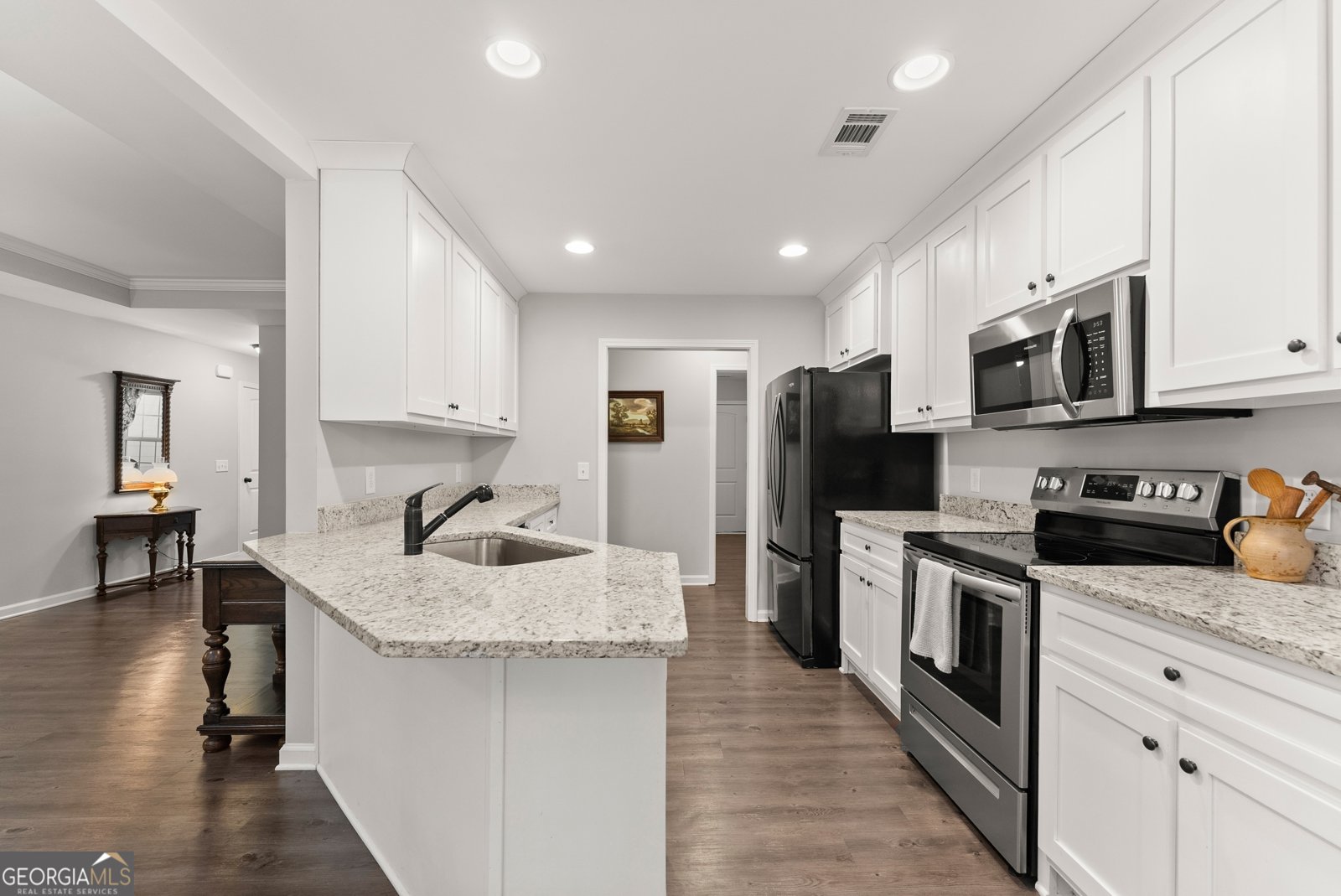 105 W E King Road Commerce - 15