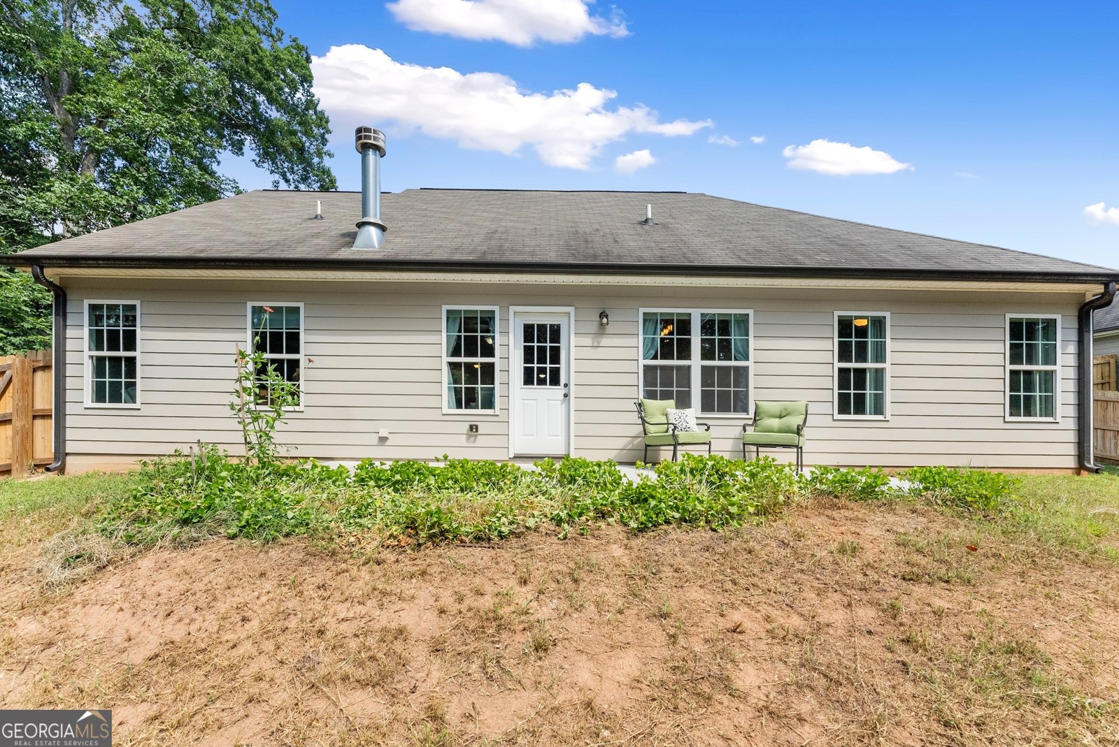 105 W E King Road Commerce - 34
