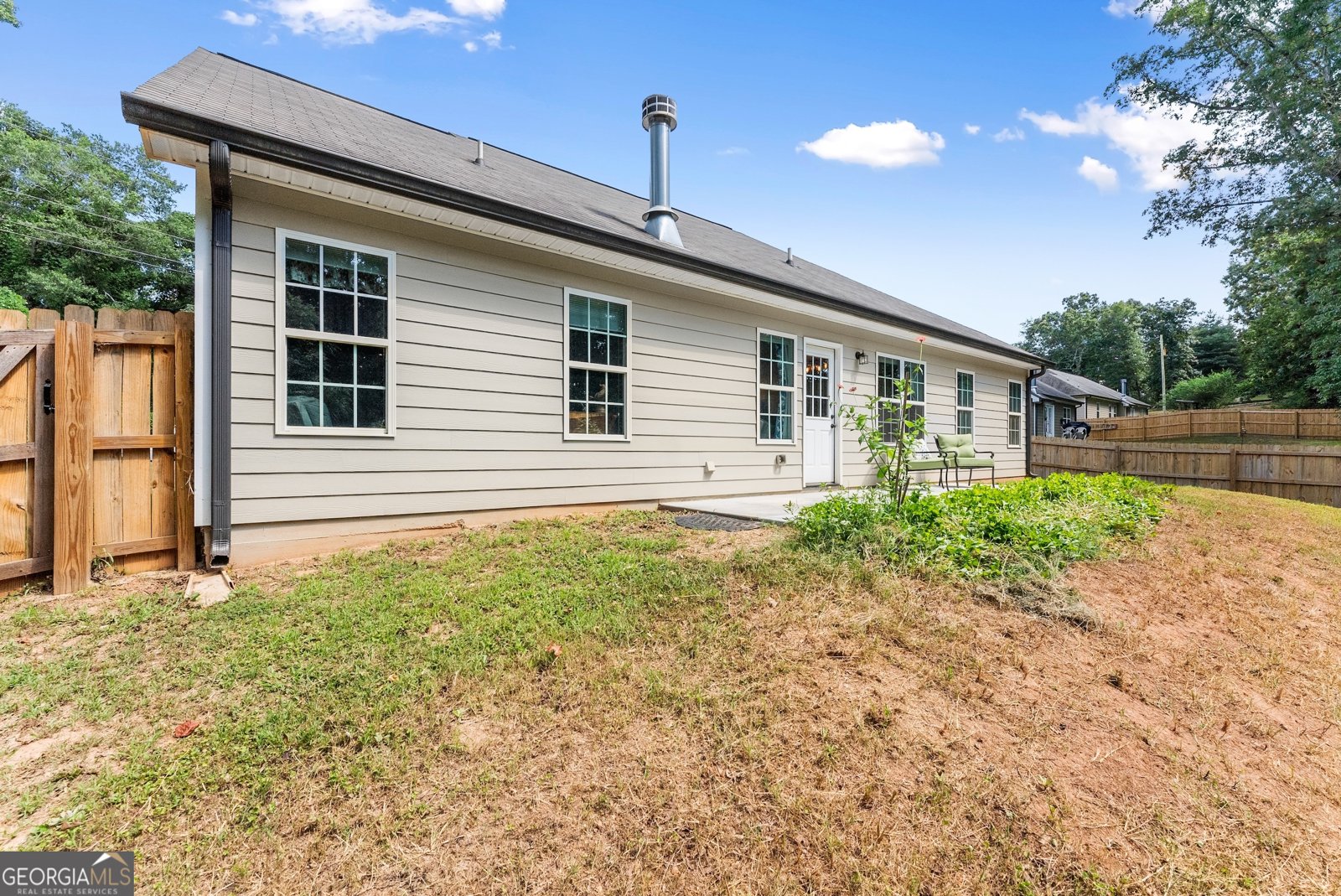 105 W E King Road Commerce - 35