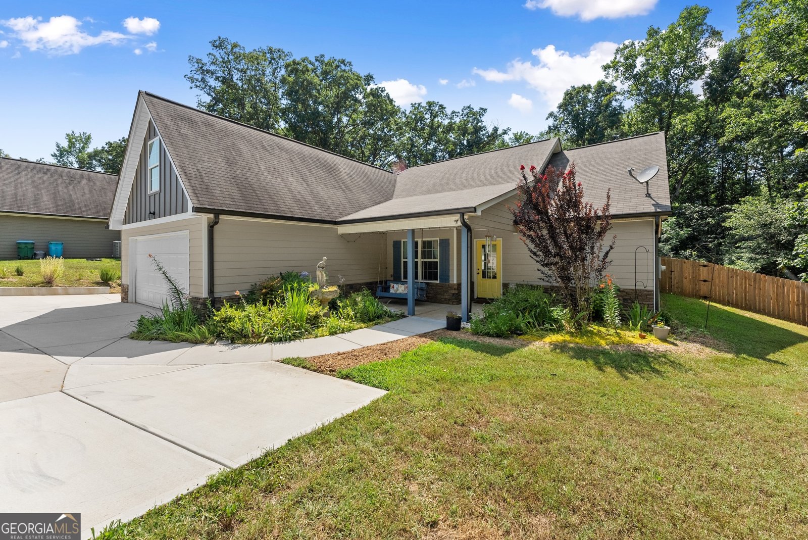 105 W E King Road Commerce - 44