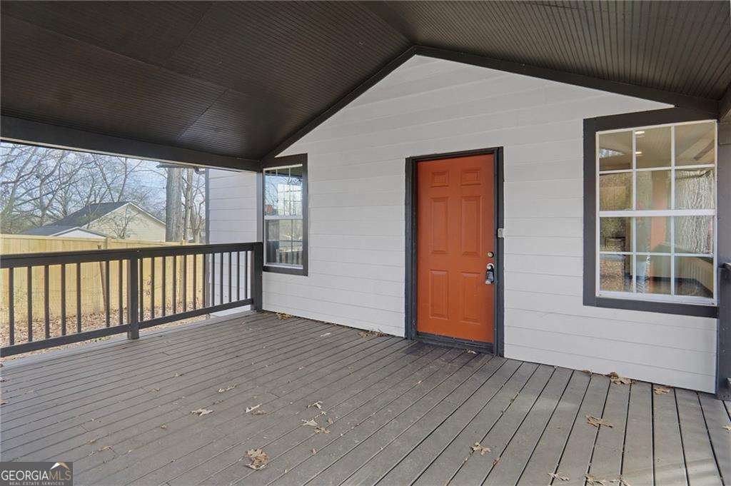 391 Bend Avenue Atlanta - 2