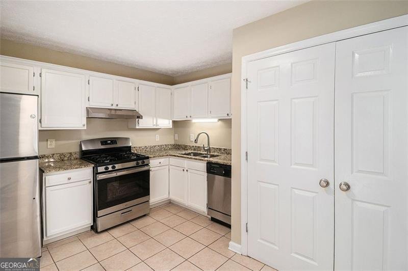 6403 CHARTER Way Lithonia - 7