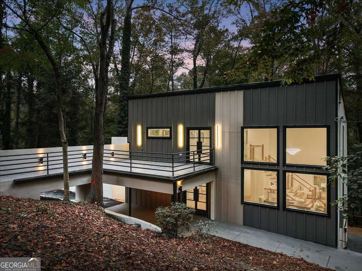 1153 Dawn View Lane Atlanta - 1