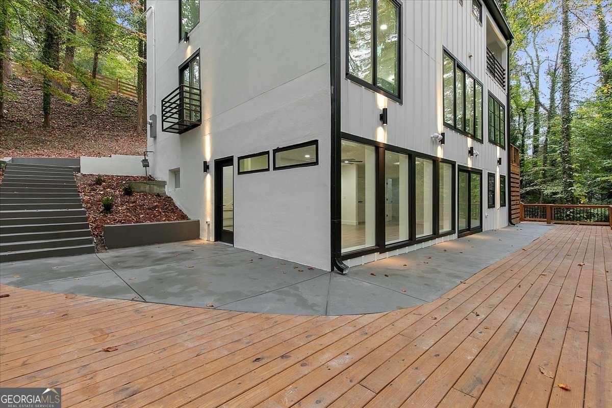 1153 Dawn View Lane Atlanta - 44