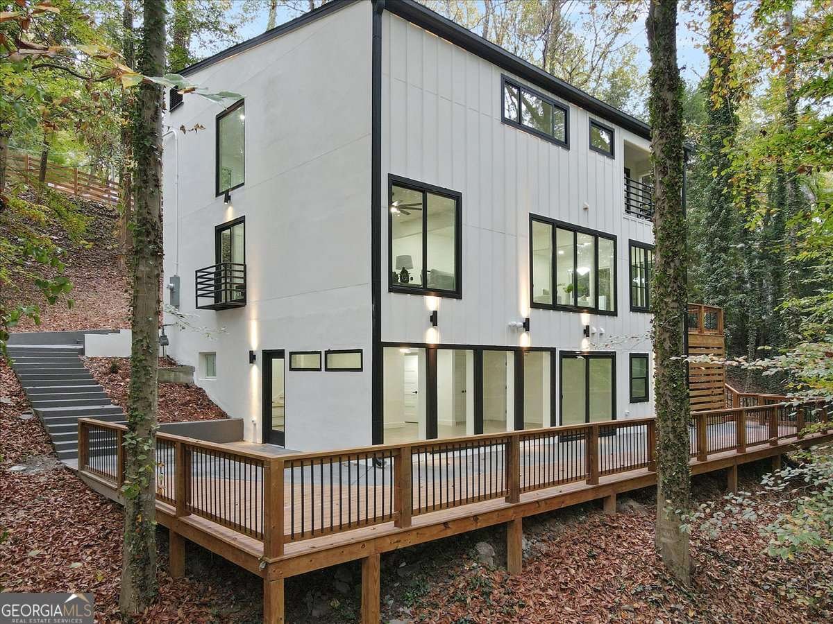 1153 Dawn View Lane Atlanta - 46