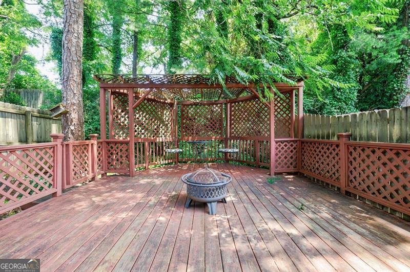1002 Creatwood Circle Smyrna - 38