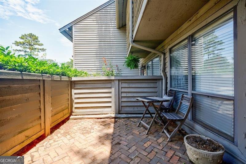 1002 Creatwood Circle Smyrna - 4