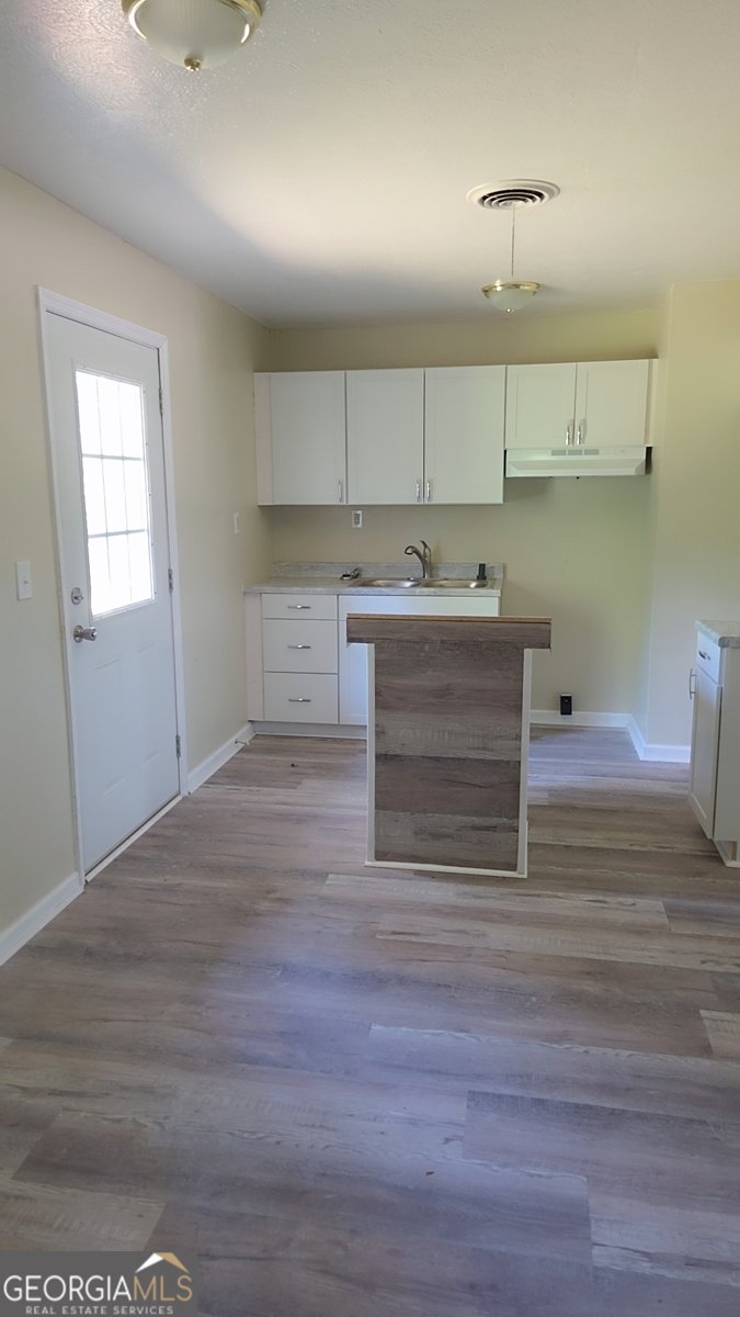 343 Wilson Street Camilla - 3