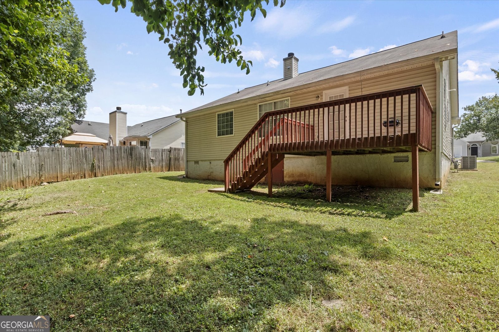 469 Village Circle Stockbridge - 25