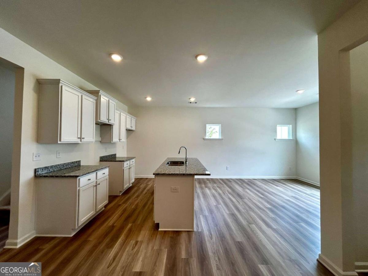 1911 Victoria Way Conyers - 3