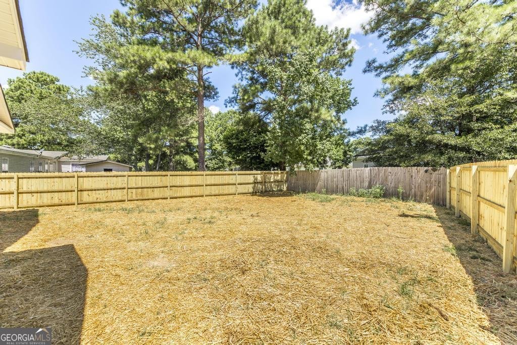 205 Laurel Woods Drive Warner Robins - 24