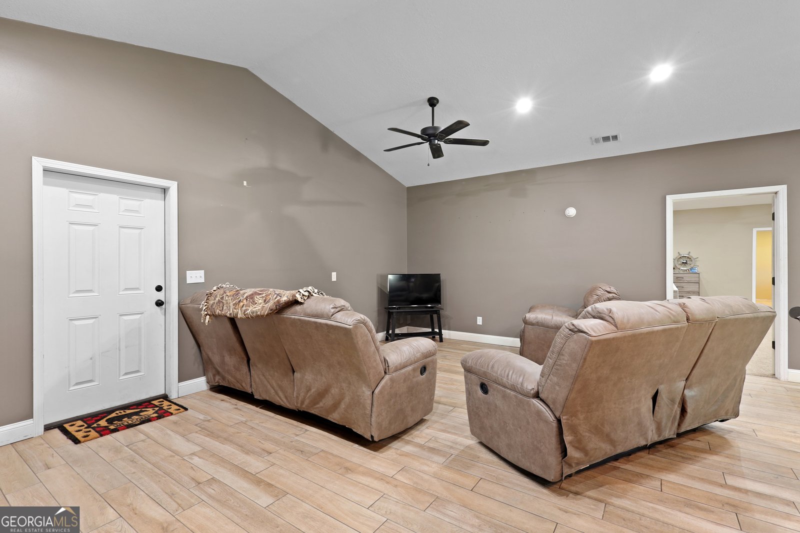 2460 Thornton Road Patterson - 13