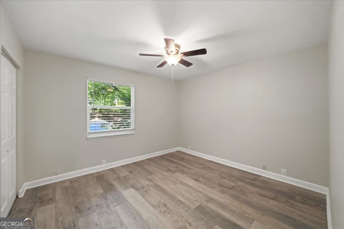 12 Dunwoody Springs Drive Atlanta - 28