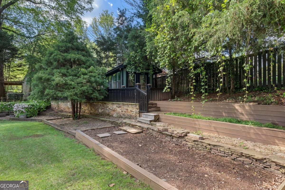 299 Saint Marys Lane Marietta - 4