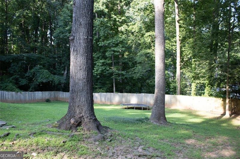 4640 CALLEIGH Snellville - 16