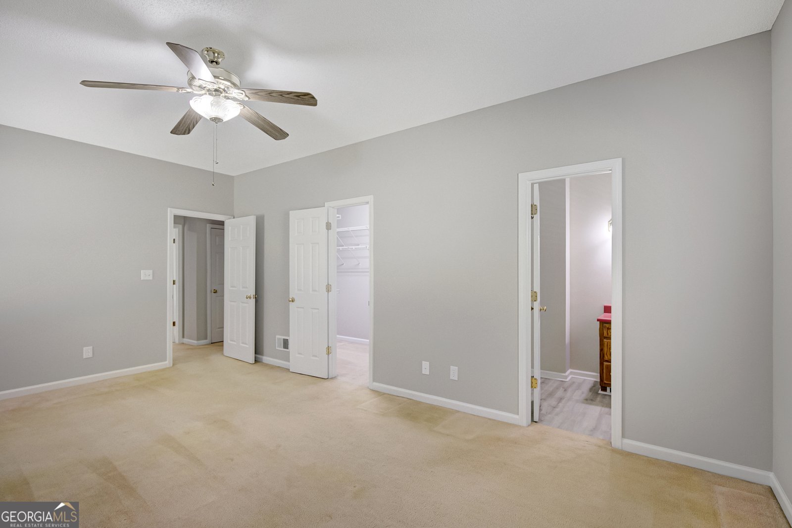 871 Clearwater Road Sharpsburg - 1