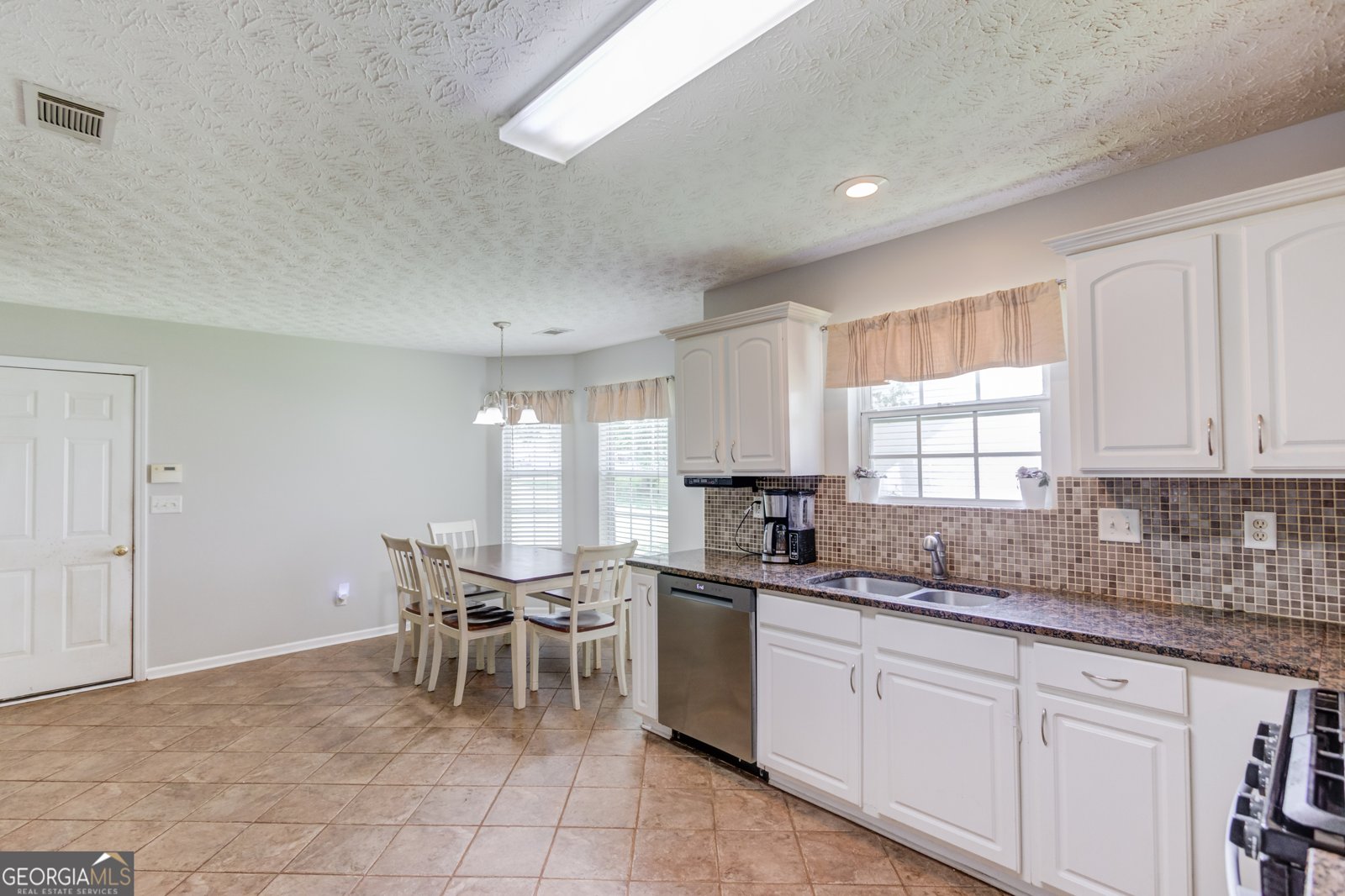 949 Harbins Pass Drive Dacula - 12