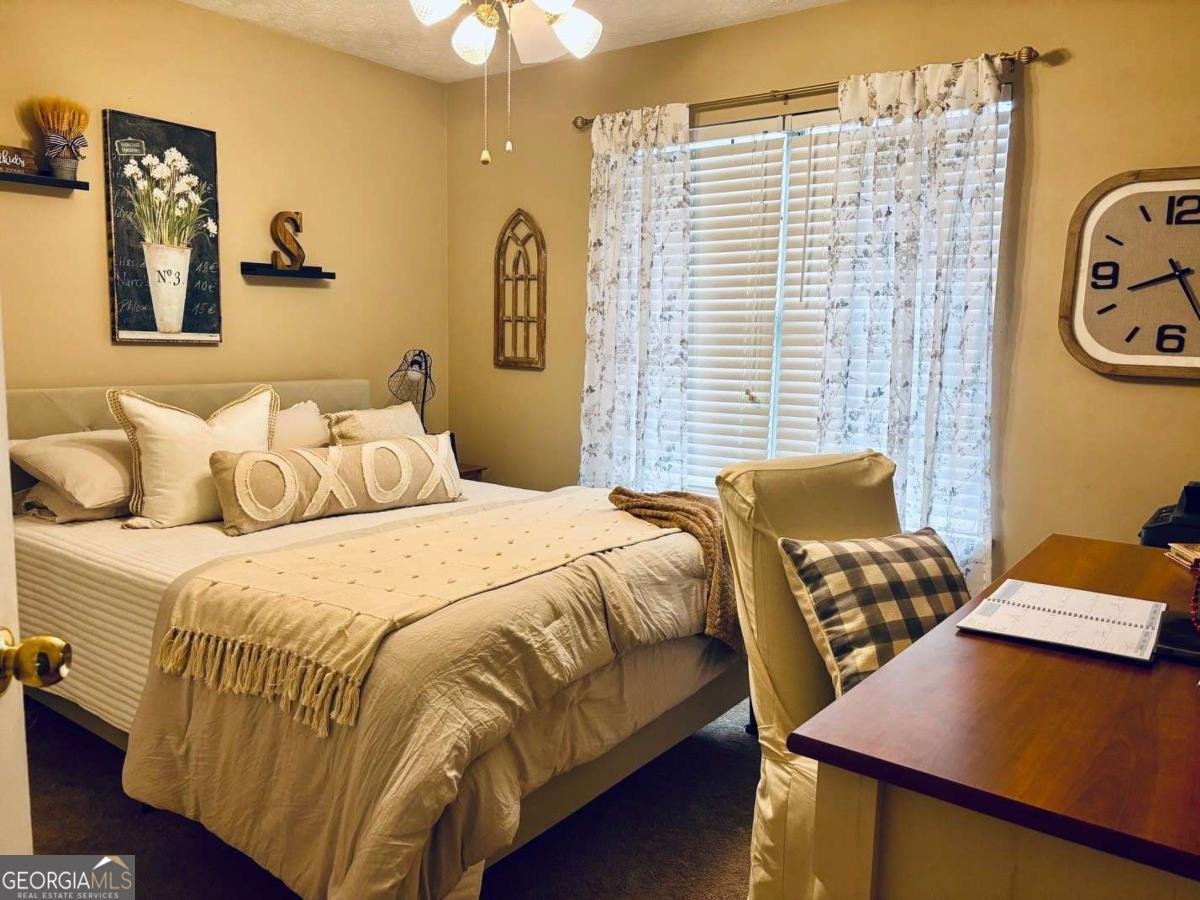 486 Village Circle Stockbridge - 16