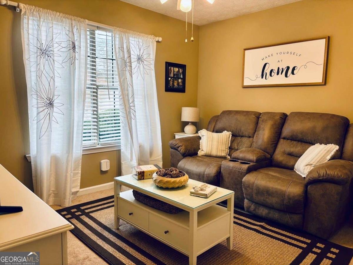 486 Village Circle Stockbridge - 20