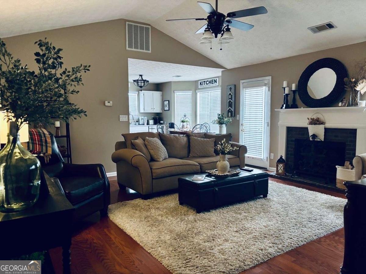 486 Village Circle Stockbridge - 6