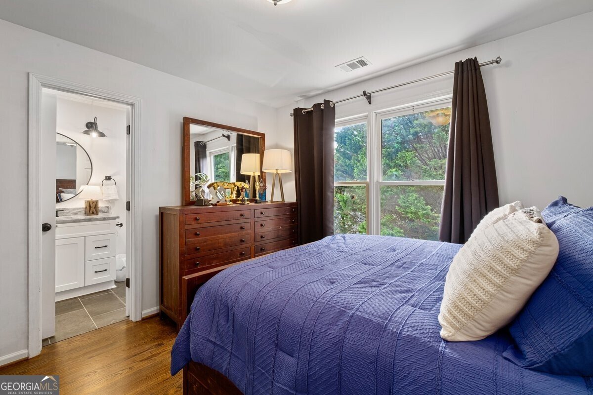2184 Summerchase Drive Woodstock - 28
