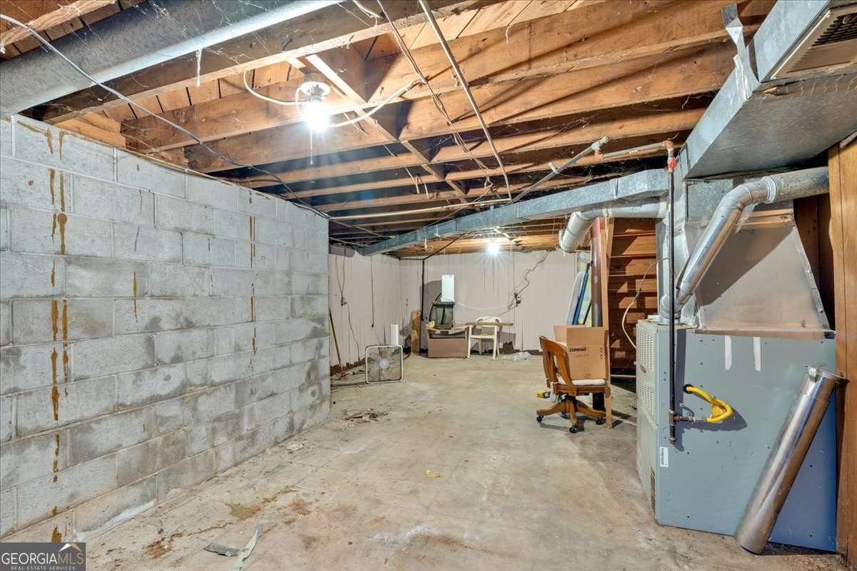 8587 Cumming Highway Canton - 20