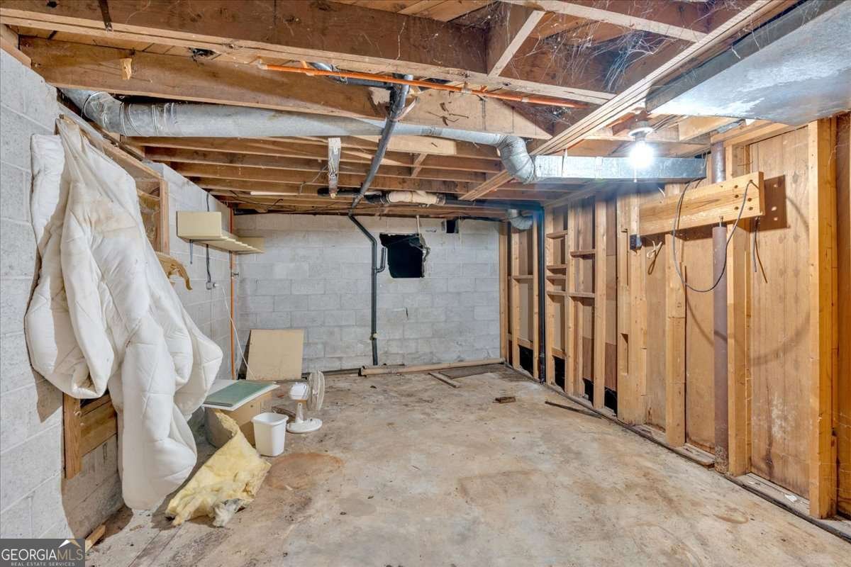 8587 Cumming Highway Canton - 23