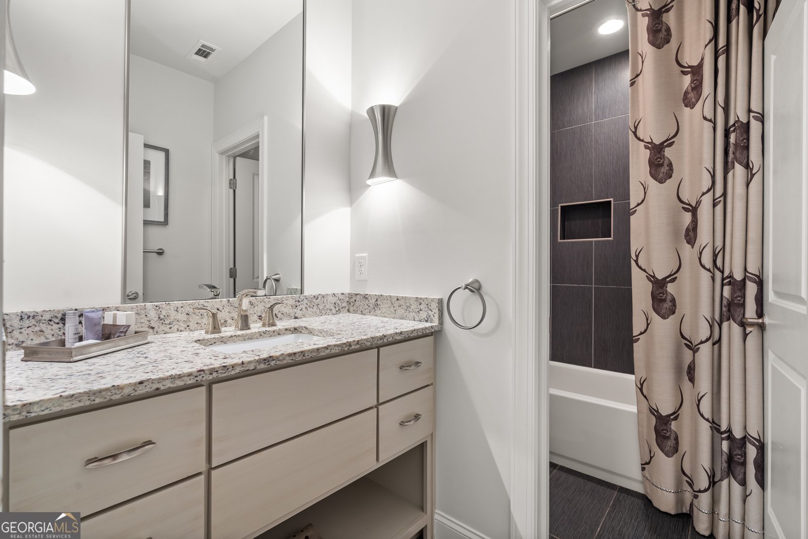 112 Springhill Lane Clarkesville - 45