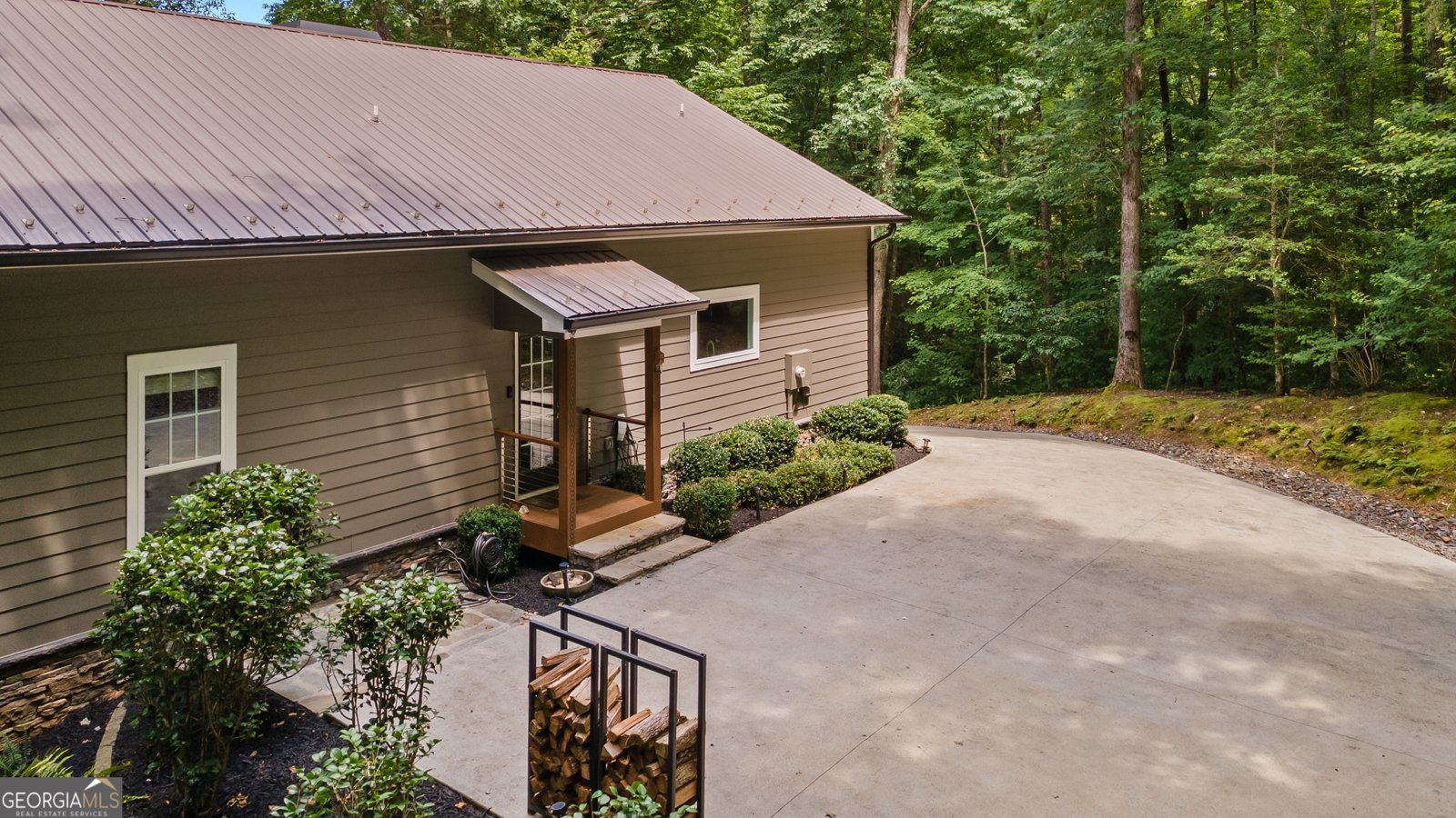 112 Springhill Lane Clarkesville - 58