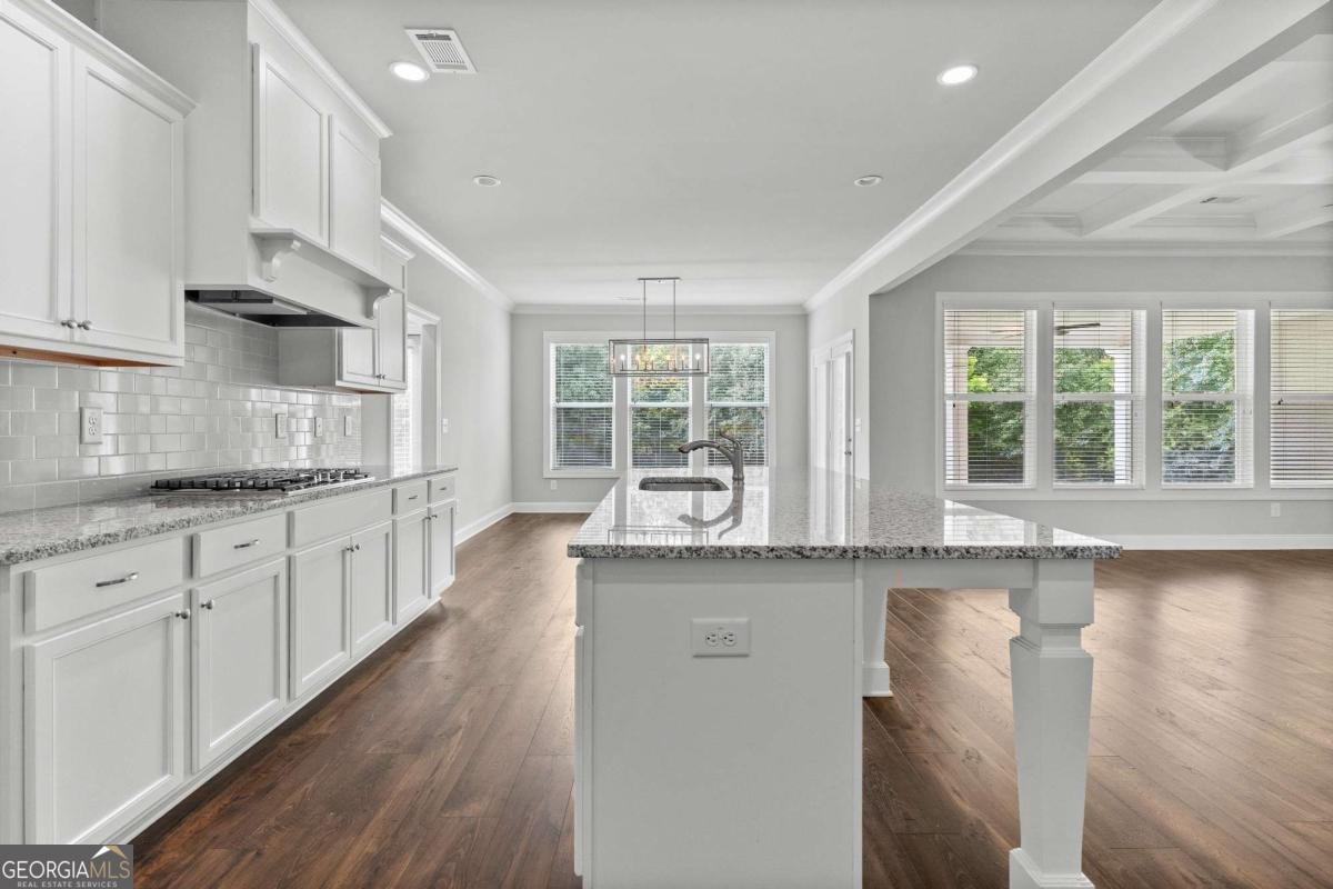 840 Champagne Lane Hoschton - 13