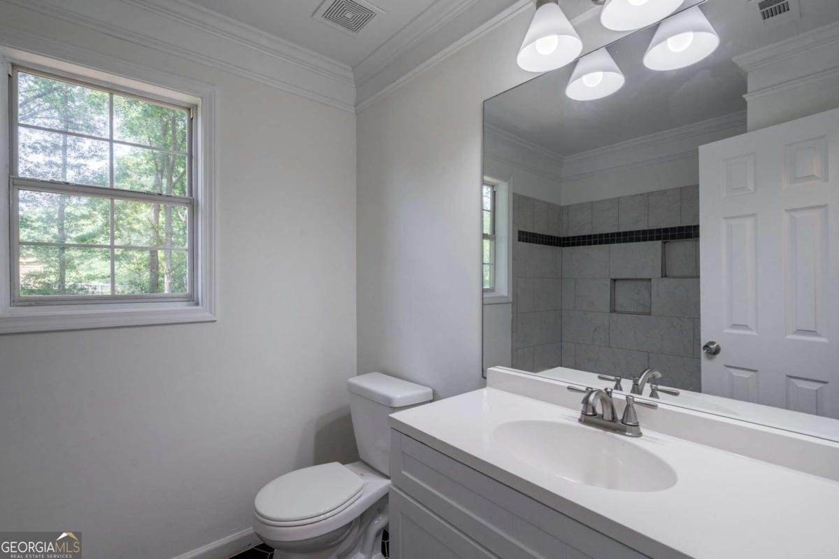 412 Ellerbe Drive Statham - 16