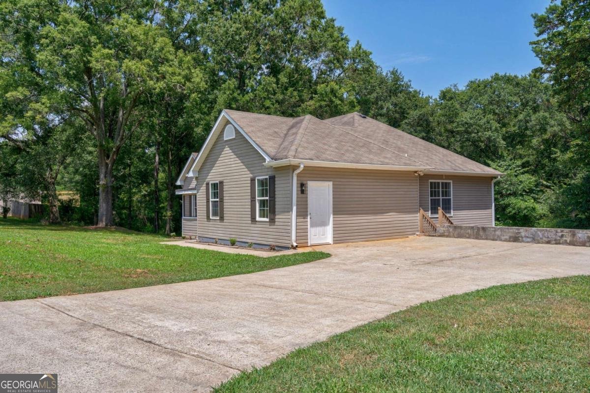 412 Ellerbe Drive Statham - 28