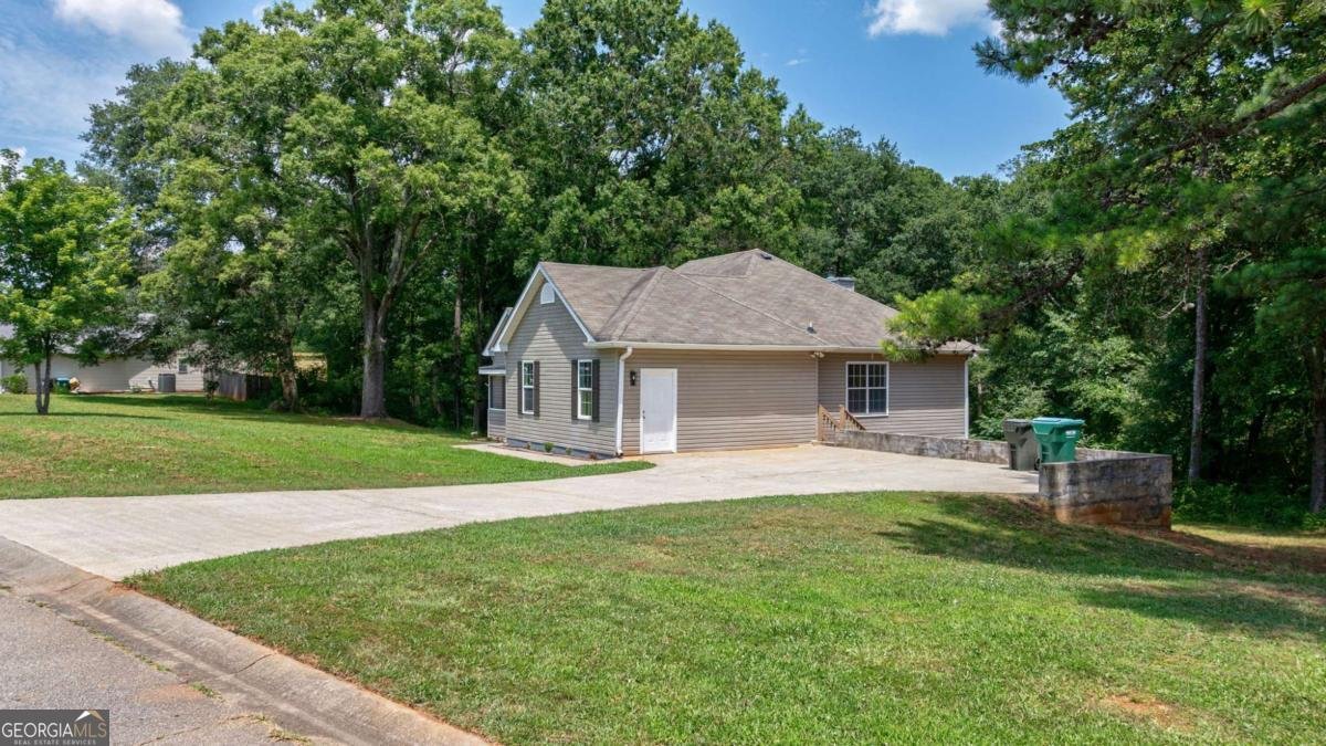 412 Ellerbe Drive Statham - 35