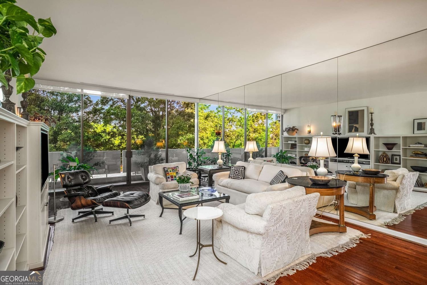 2575 Peachtree Road Atlanta - 12
