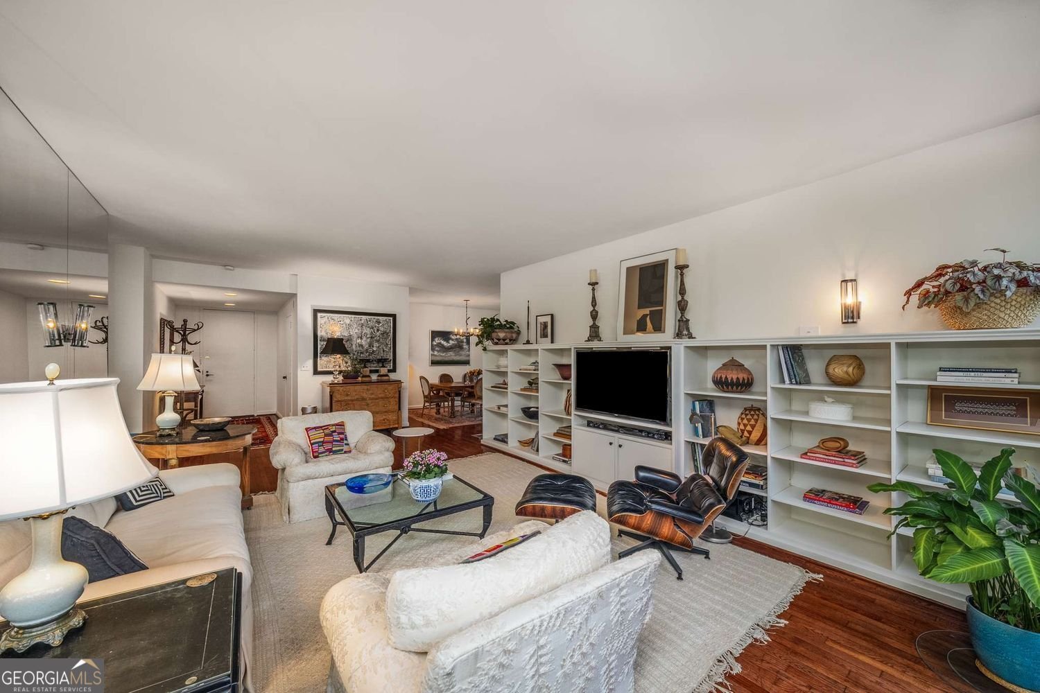 2575 Peachtree Road Atlanta - 16