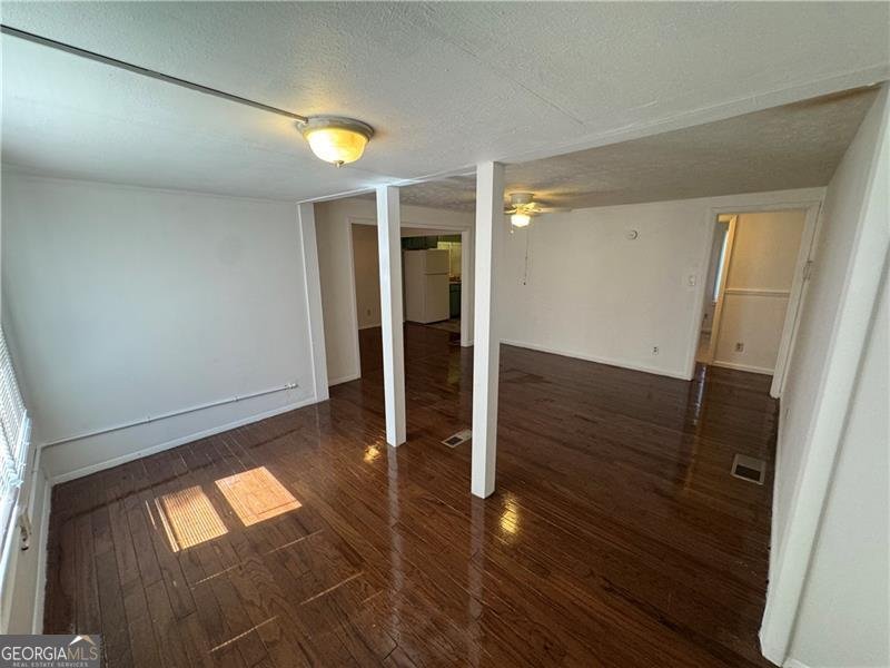 6261 Pinegrove Road Riverdale - 6