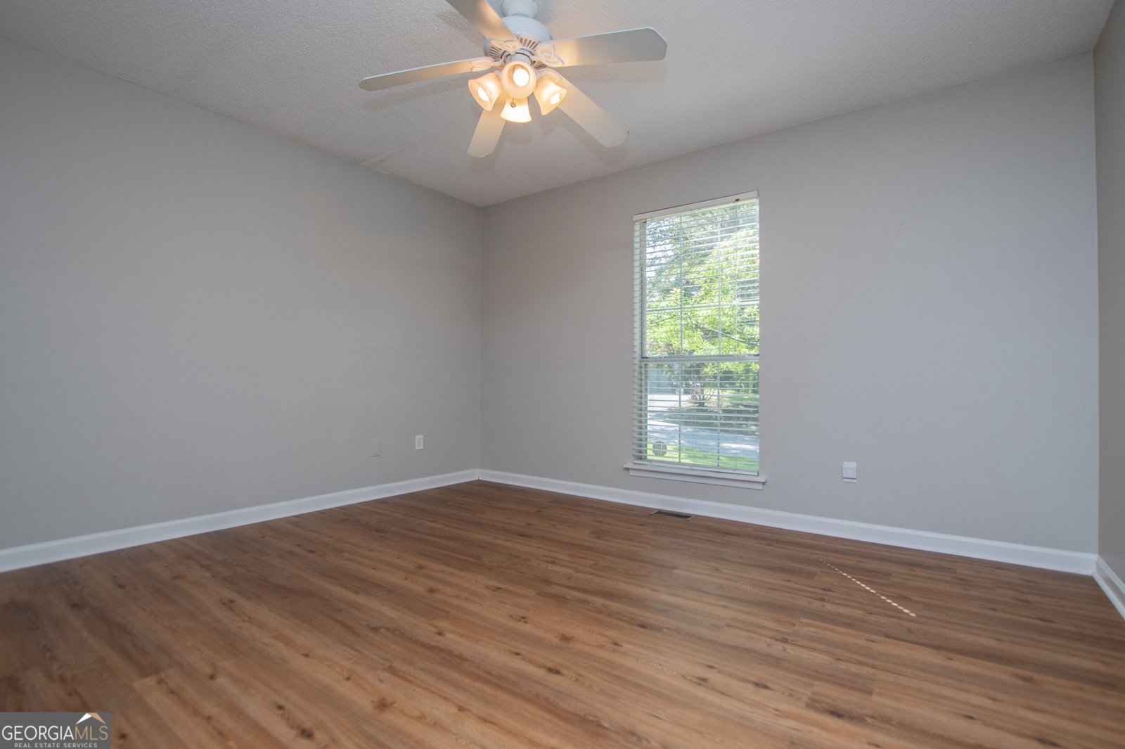 4210 Glen Pointe Court Douglasville - 35