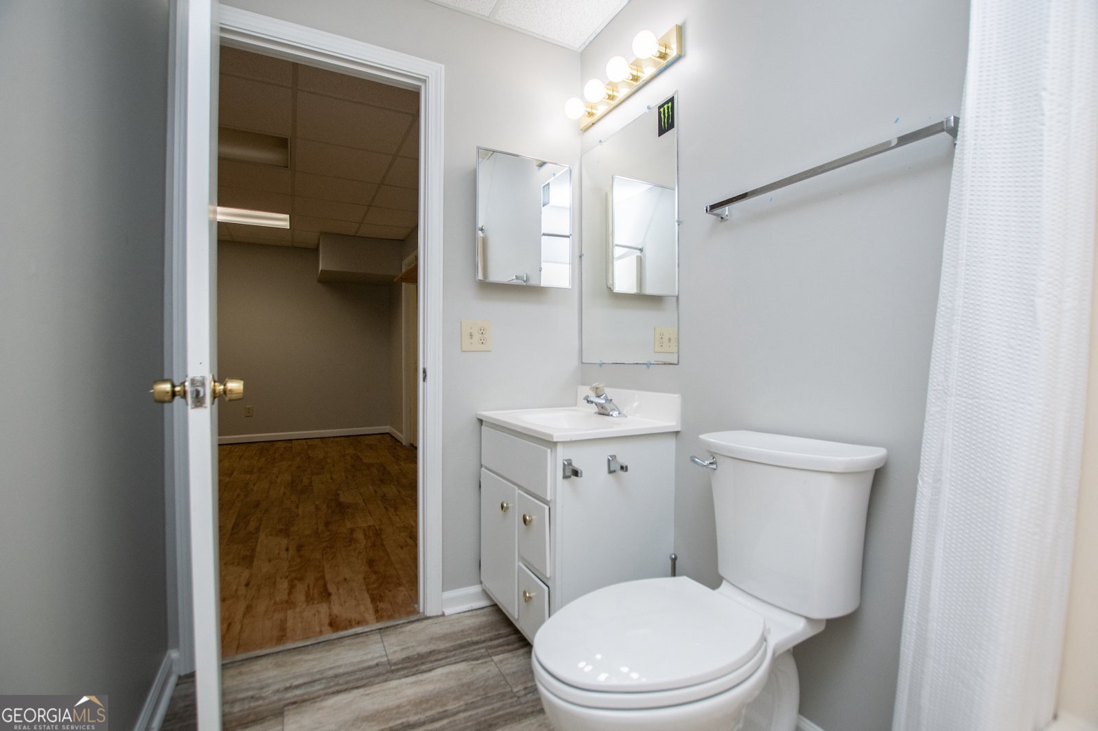 4210 Glen Pointe Court Douglasville - 53