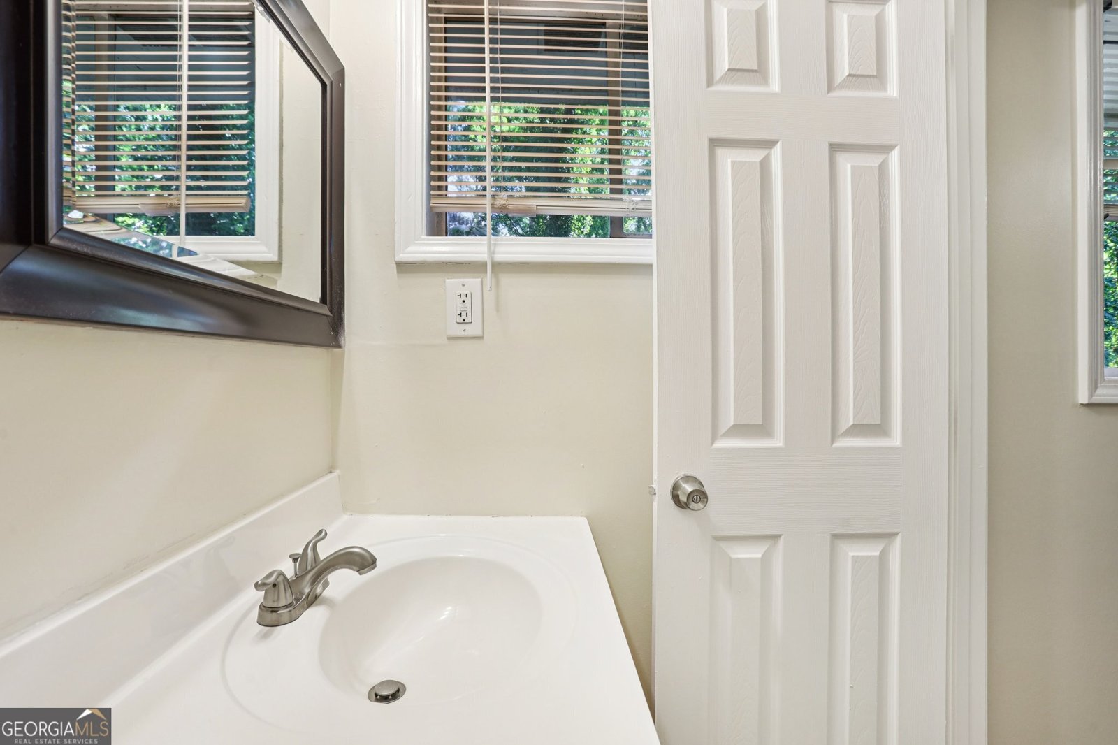5802 Simone Drive Stone Mountain - 29