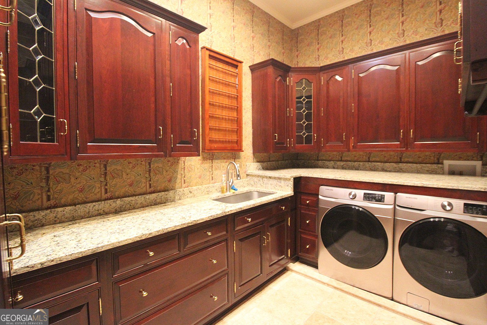 320 3rd Avenue Rome - 94