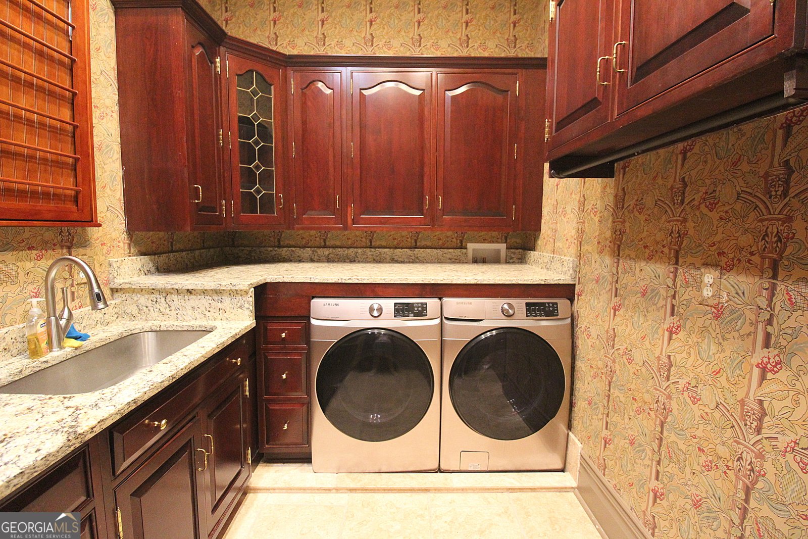320 3rd Avenue Rome - 95