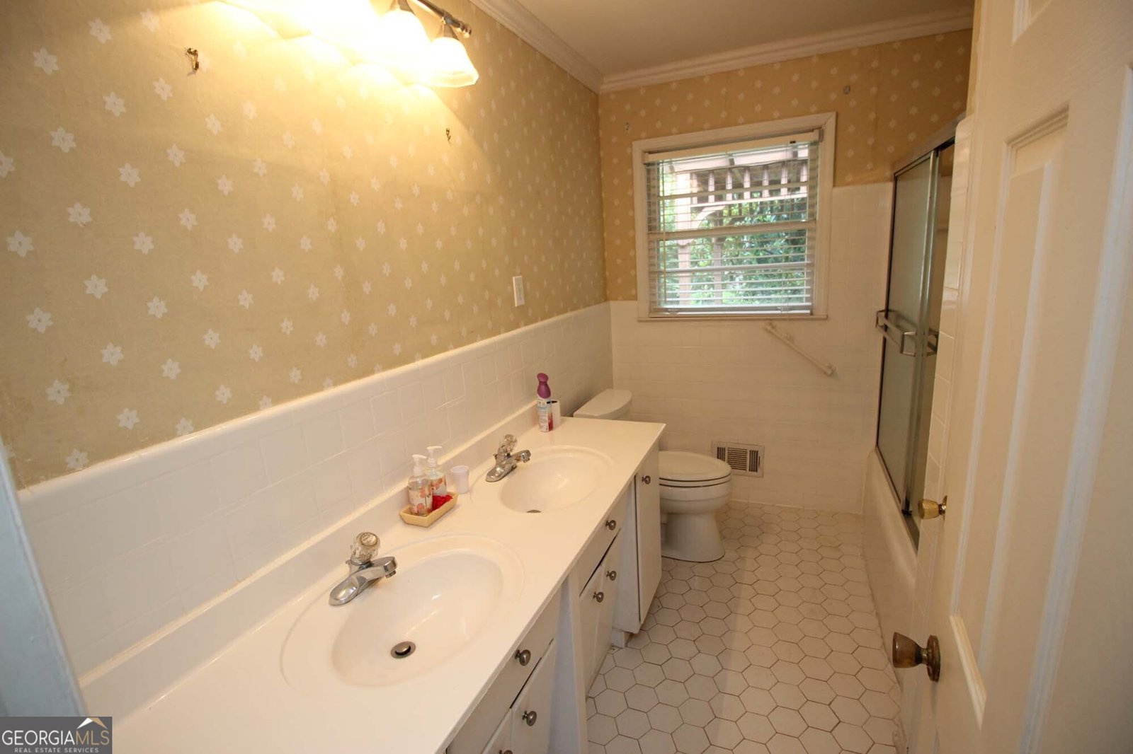 742 Starlight Court Sandy Springs - 24