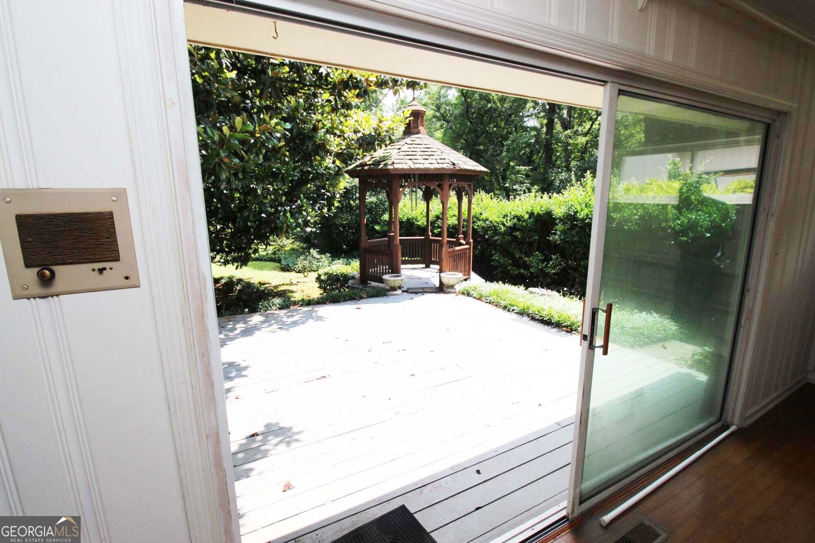 742 Starlight Court Sandy Springs - 28